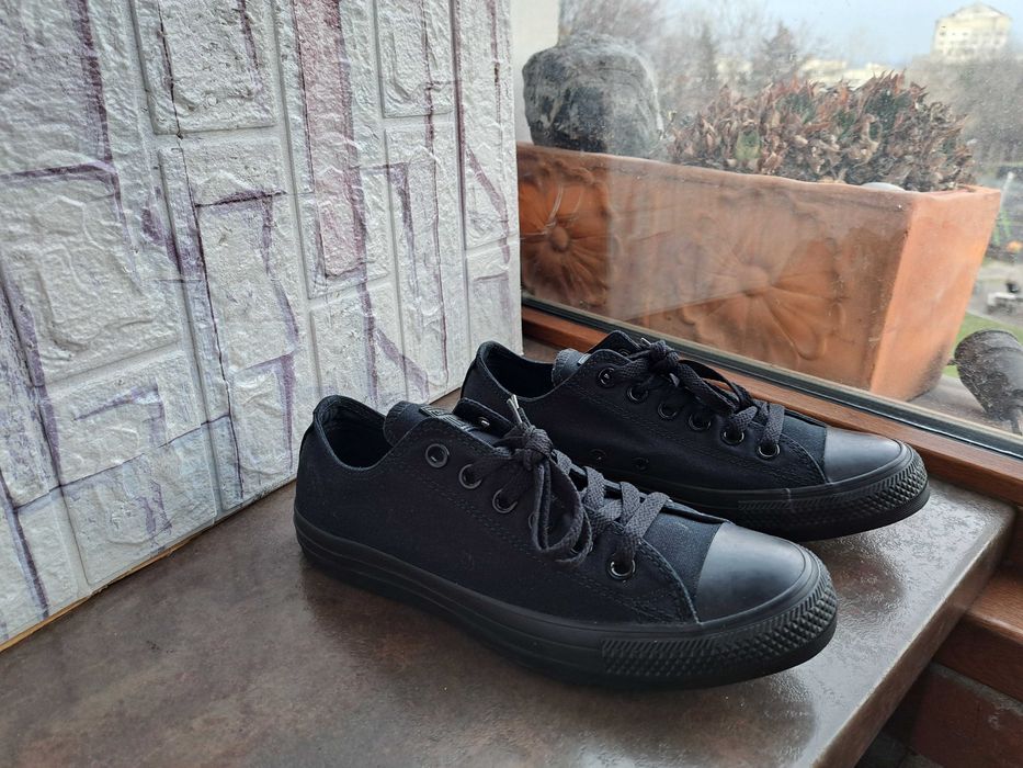 дамски кецове,гуменки,спортни обувки,маратонки,Converse,38 за момиче