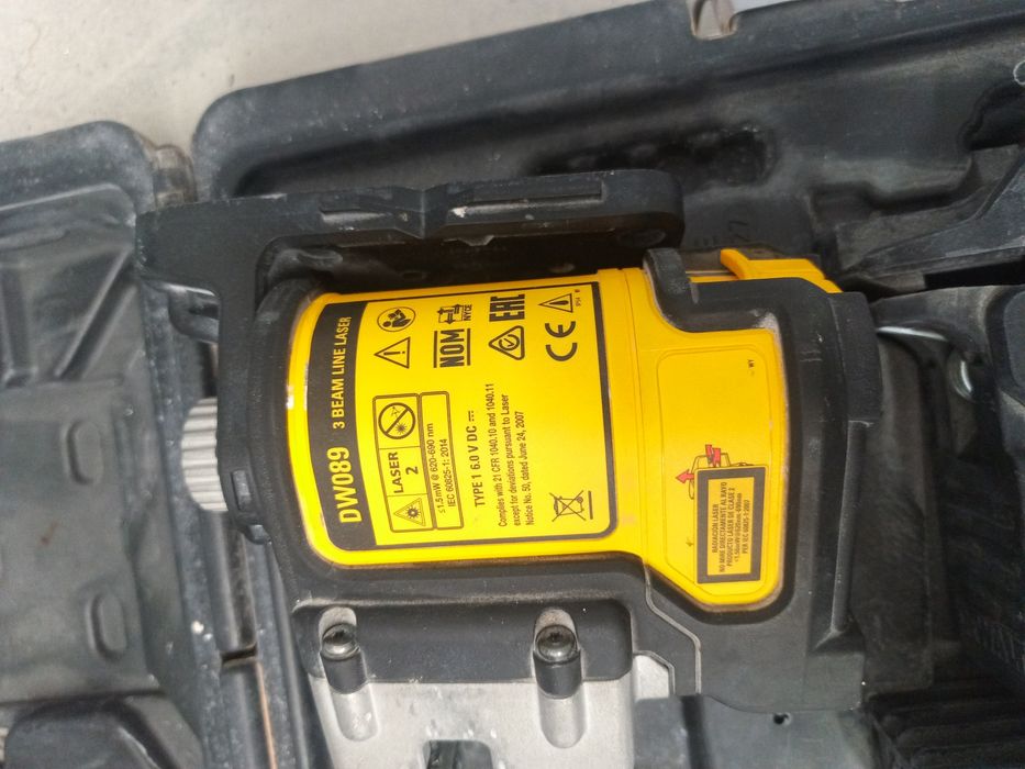 Laser Dewalt DW089 3 lini