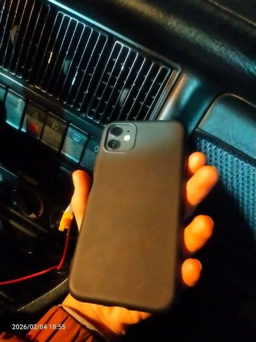 IPhone 11 в хорошем состоянии