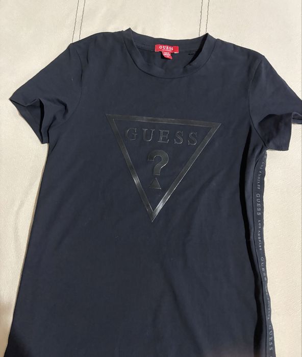 Рокля Guess XS 20евро
