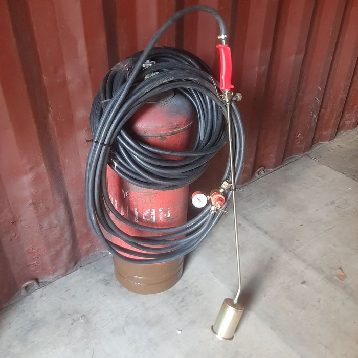 Баллоны углекислота...