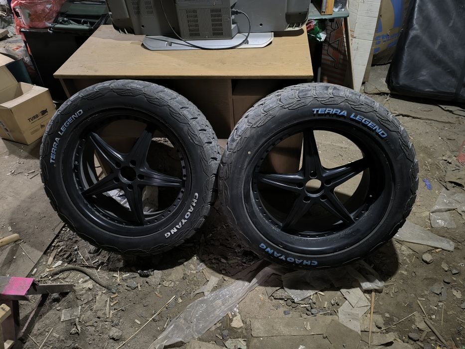 Продам комплект дисков R20 с резиной