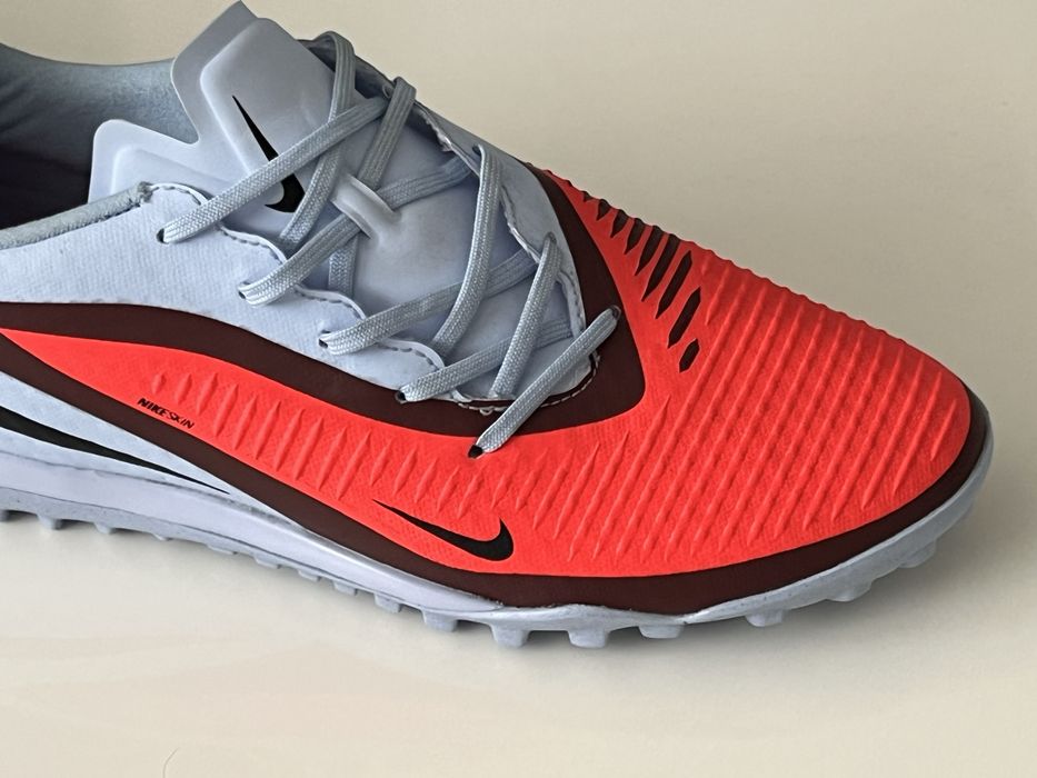 Футболни обувки Nike Phantom 6