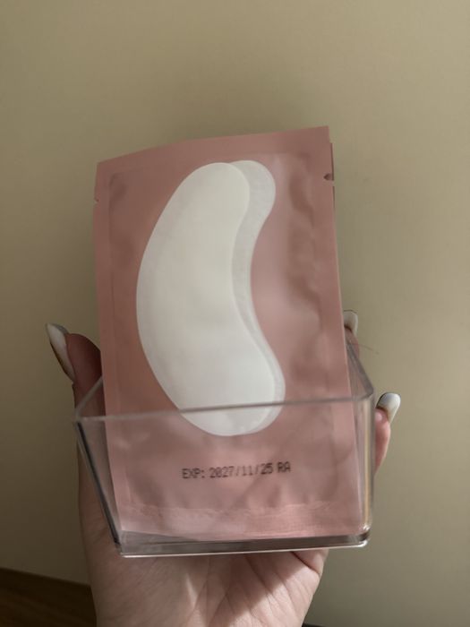 Vând set complet extensii gene – materiale, consumabile, pat și pernă