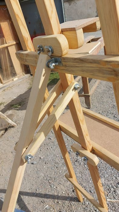 Мольберт деревянный и складной