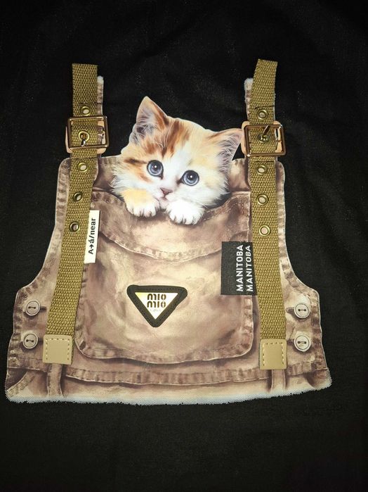 Tricou NOU model deosebit,universal