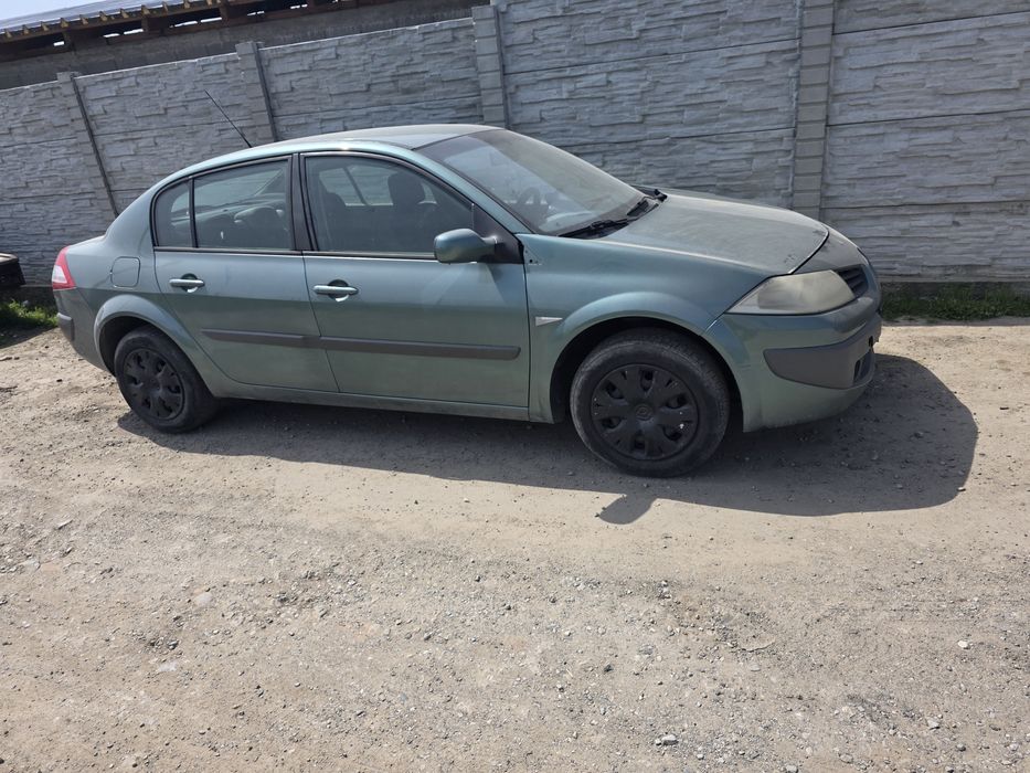 Dezmembrez Renault Megane 2 1.6 16v