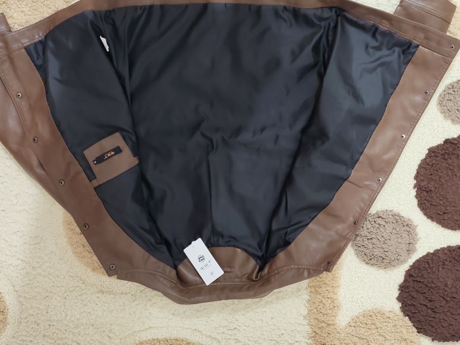 Geacă maro din piele ecologica