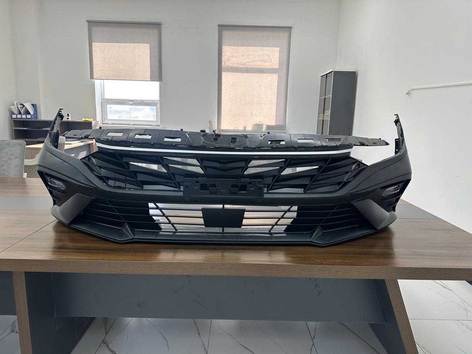 Hyundai Elantra передний бампер