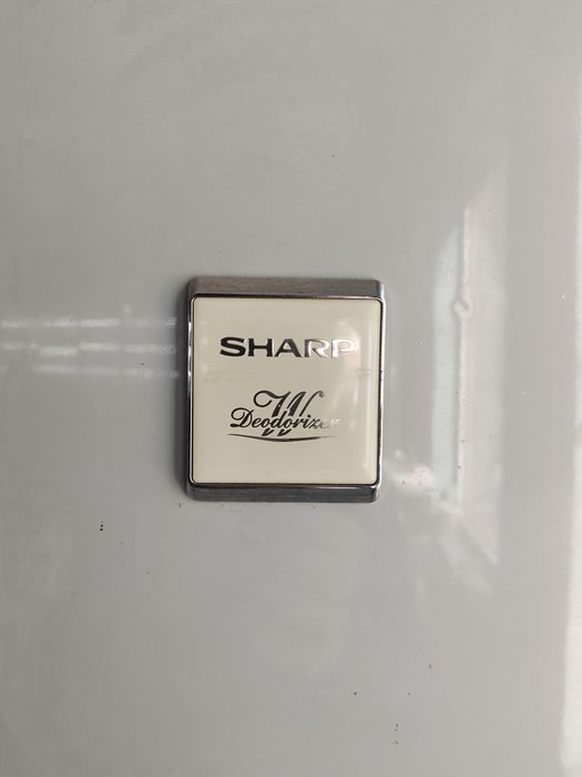 Продаётся большой холодильник