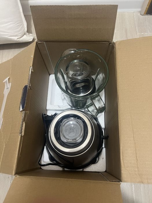 Блендер-соковыжималка сатылады