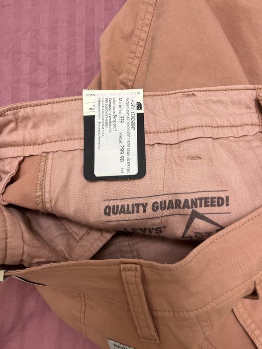 Pantaloni scurti Levi’s Chino