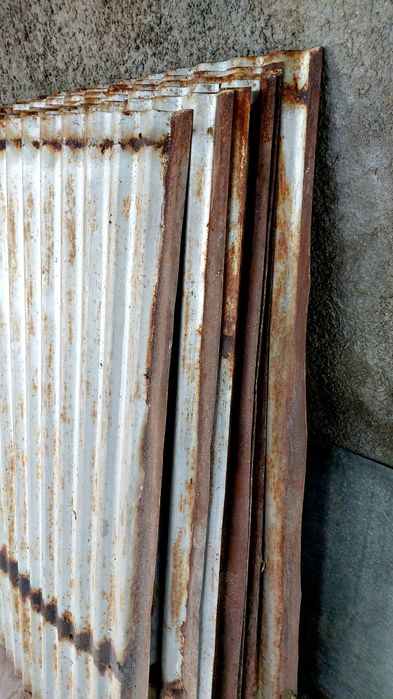 Металло шифер и листовой.