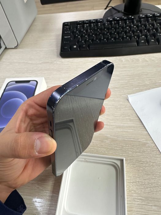 Продам iPhone 12, 128g