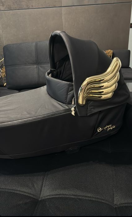 Landou Cybex Jeremy Scott Wings E-Priam 4.0