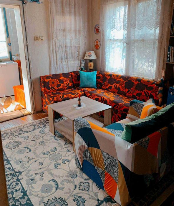 Дава се под наем Тристаен апартамент в Бухово - 80 кв.м за 325 € - Снимка #1