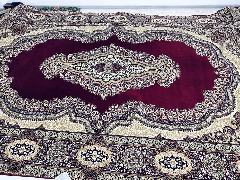 Кілемдер мен коврик