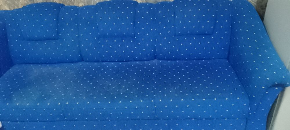 Продаеться антрисоль и диван раскладной