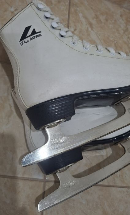 Коньки фигурные для девочек