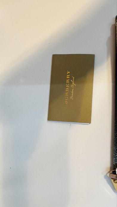 Portofel Burberry gri lucios