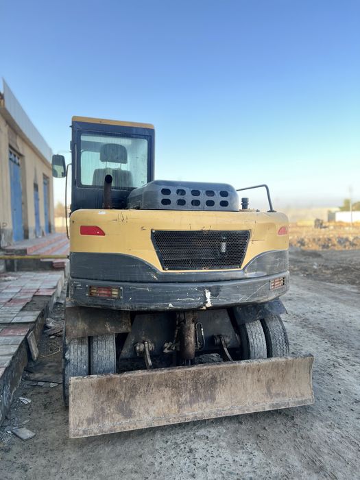 Экскаватор LG 680BM Срочно сотилади