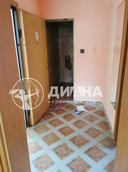 Продава се Тристаен апартамент в Пловдив, Младежки Хълм - 72 кв.м за 1431 €/кв.м - Снимка #8