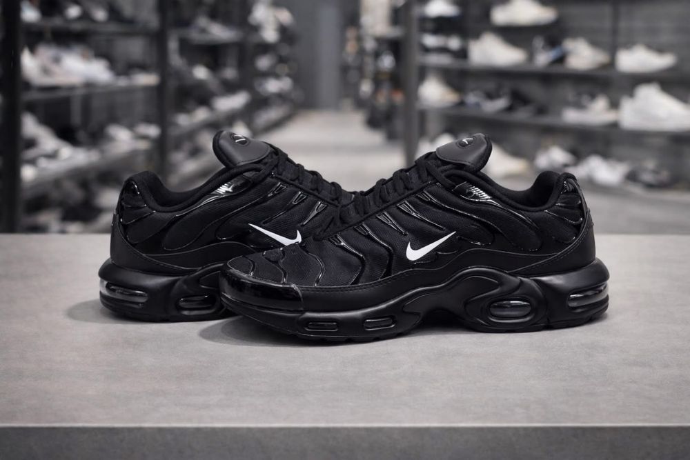 Маратонки nike нови