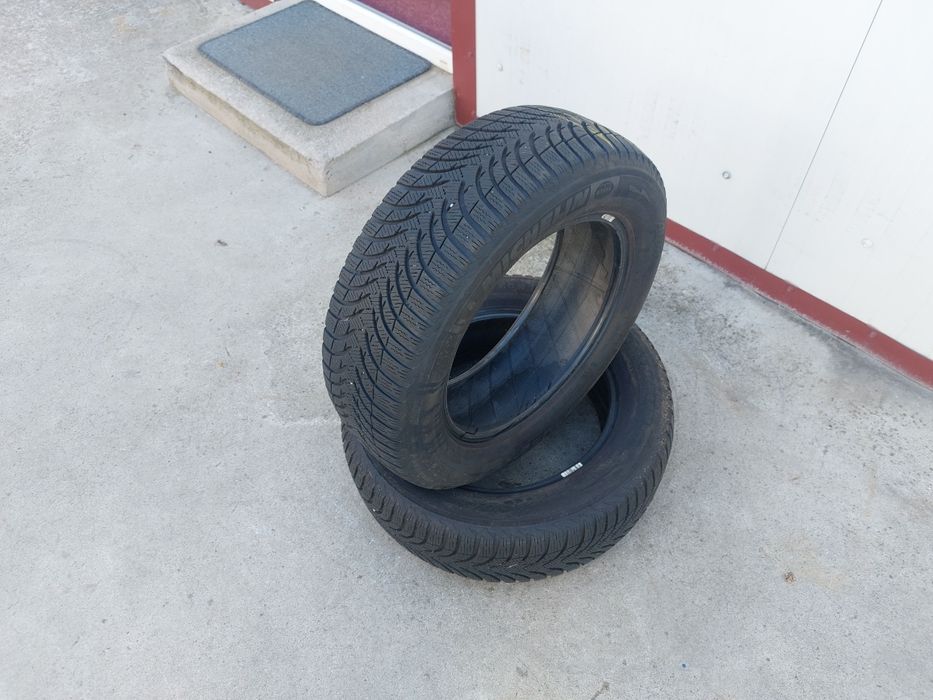 125 lei bucata! Doua anvelope M+S/IARNA 205 60 16 Michelin