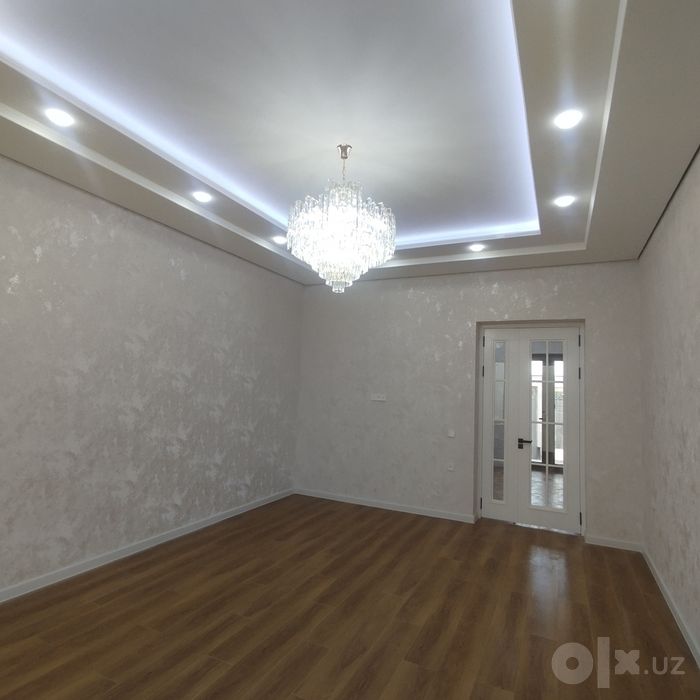 Уч Кахрамон, участка, ховли, 2 сотх, 5 хона.