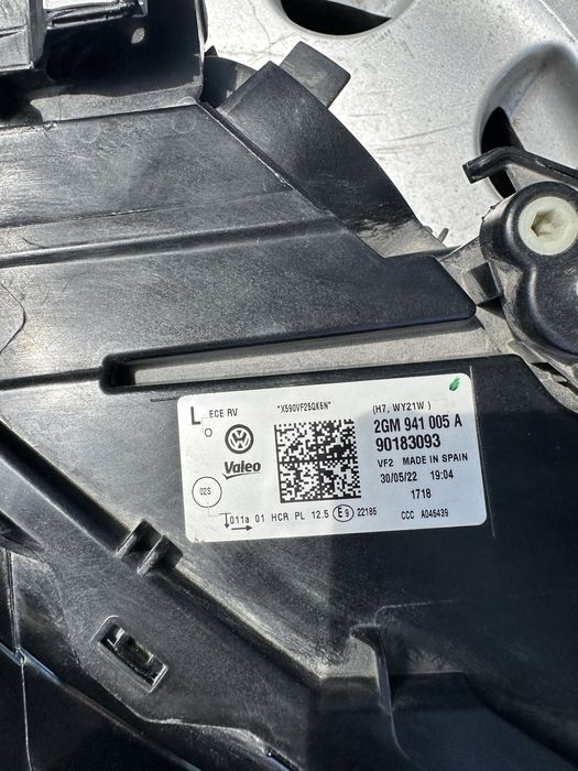 Vw T-Cross ляв фар ОЕм