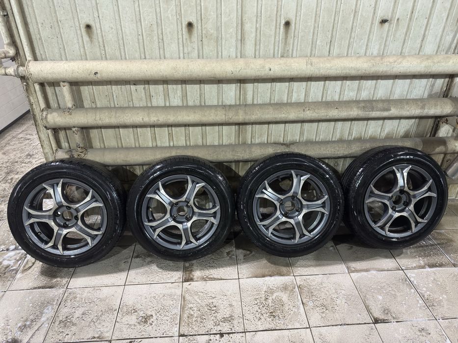 Продам диски с  летними резинами