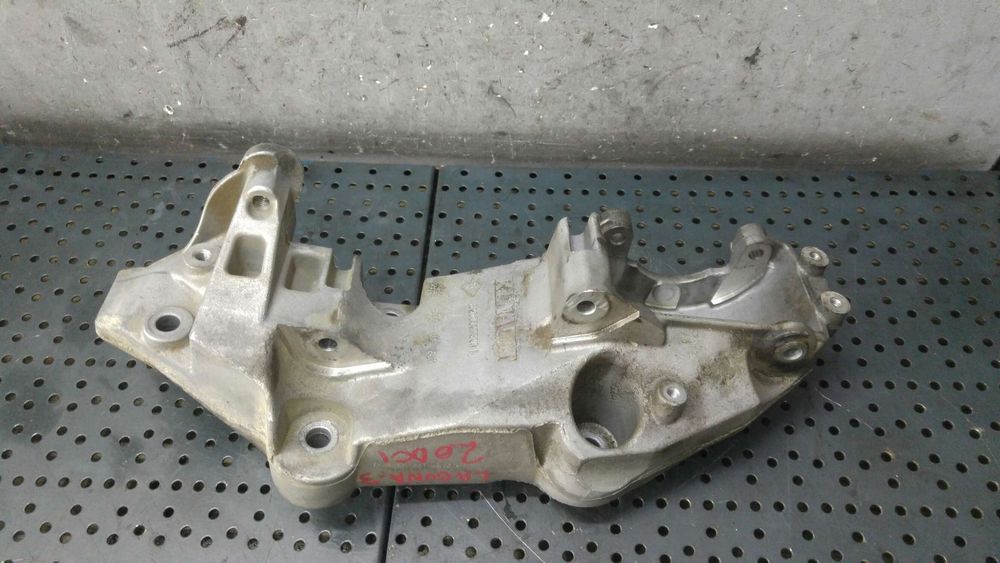 Suport alternator 2.0 dci renault laguna 3 8200527320c