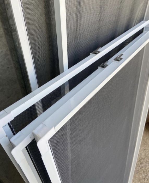 Москитные сетки, плиссе на заказ