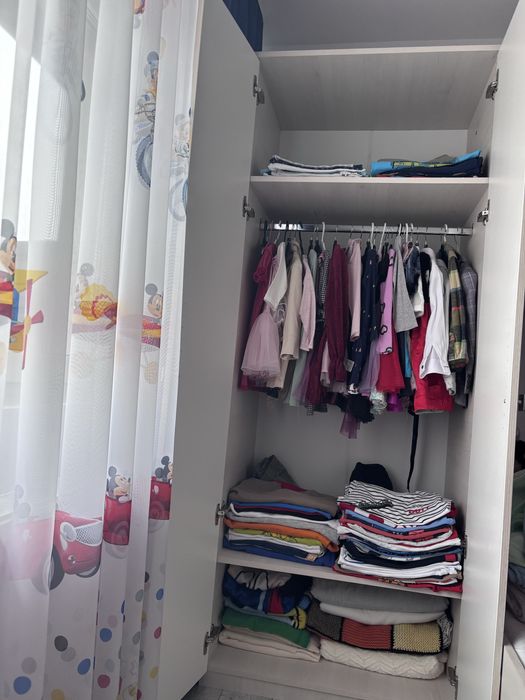 Mobilă dormitor copii / tineret – stare foarte bună