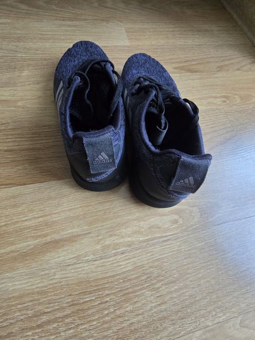 Adidasi adidas mas 37 și 1/3