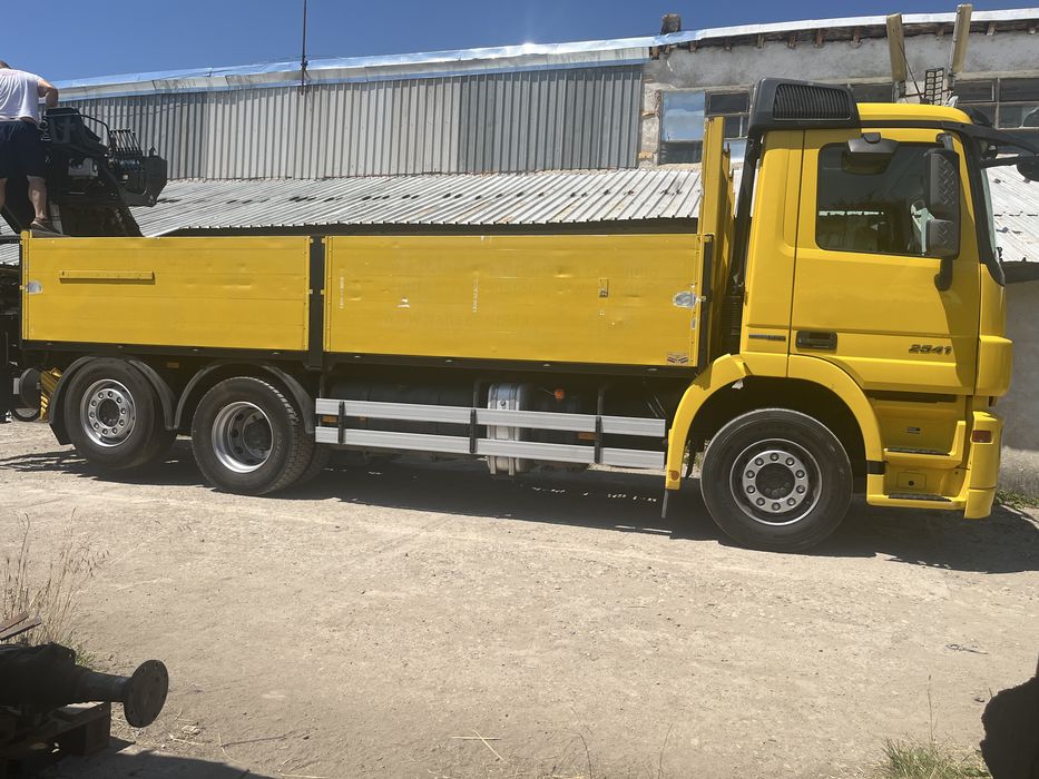 Кран с камион авто кран