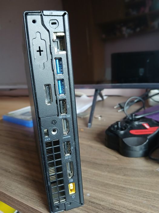 Vand Mini pc Lenovo ThinkCenter M720Q