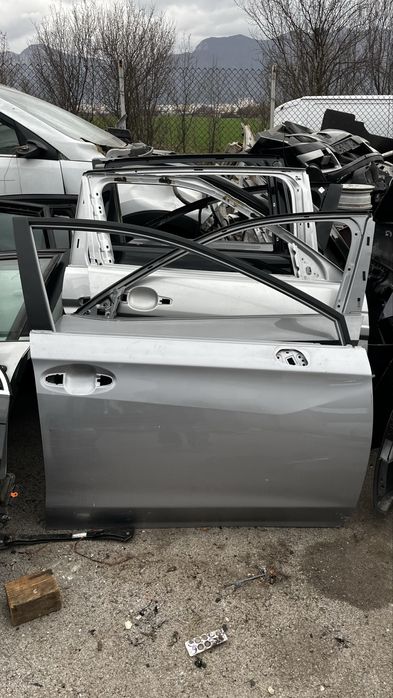 Врата Subaru XV 2012-