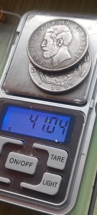 Două monede 5 lei Romania