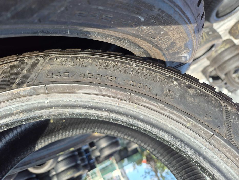 2 Anvelope de IARNA - 245/45/18 100H - GoodYear Ultra Grip Performance + * OEM BMW - CA NOI - DOT 2023 !