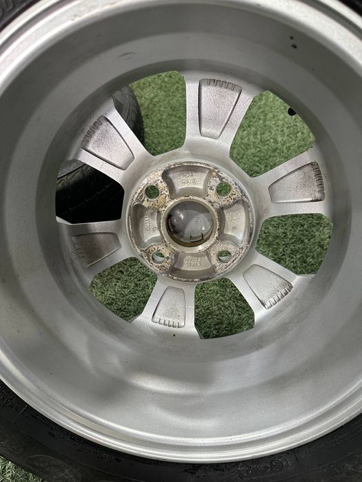 R15 Jentra diska balon sotiladi