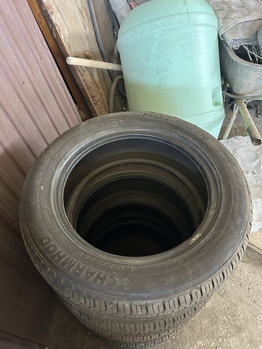 Шины летние в отличном состаяний