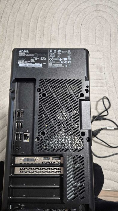 Desktop Gaming LENOVO Legion T530-28ICB