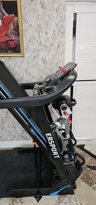 Продам беговую дорожку