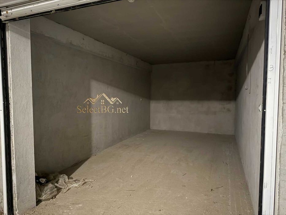 Продава се Гараж / Паркомясто в Велико Търново, Зона Б - 22 кв.м за 910 €/кв.м - Снимка #1