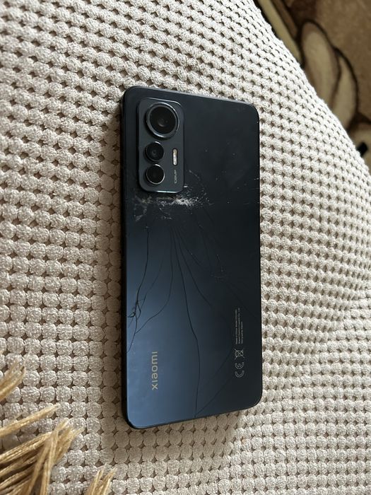 Продам телефон Xiomi 12 lite