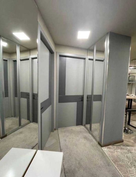 Сдам 2х комнатную на Дружбе Народов рядом с Метро