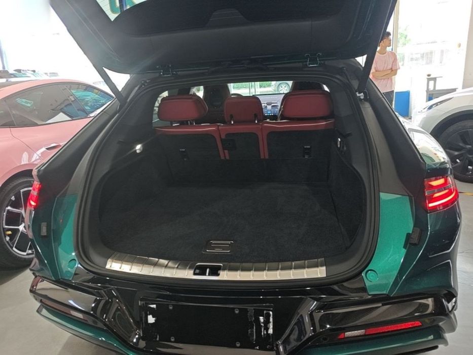 Denza Z9GT, 2026 Flash Charge Flagship 
RWD