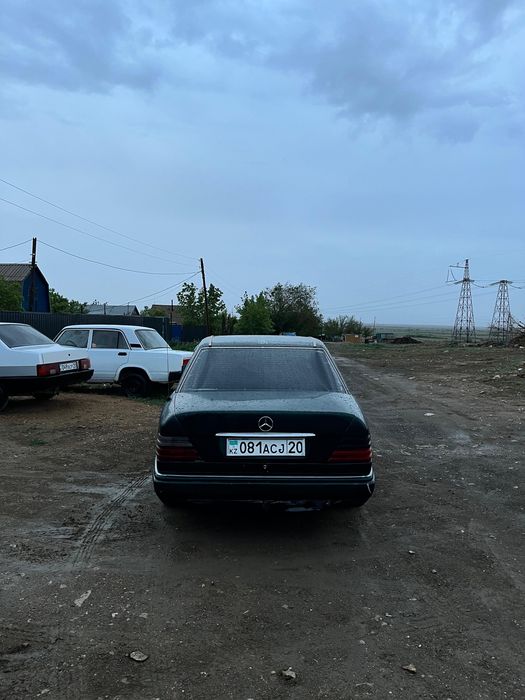 Продам Мерсэдэс 124  е