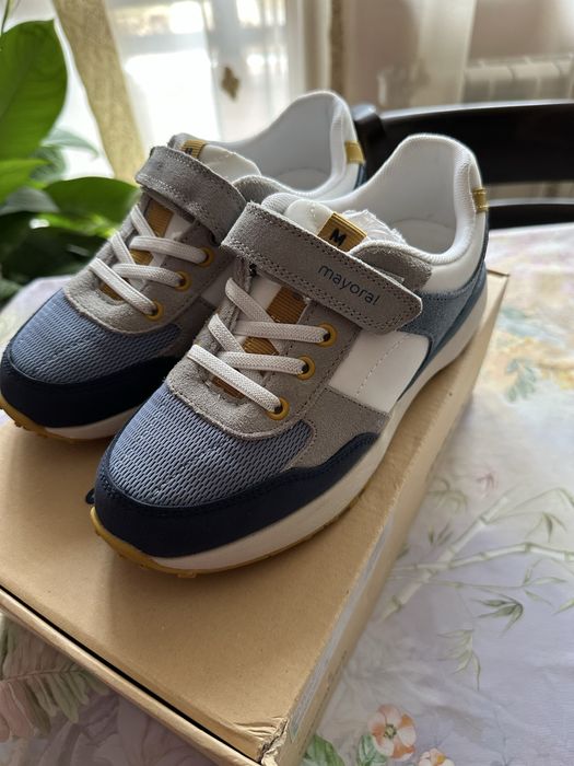 Маратонки майорал